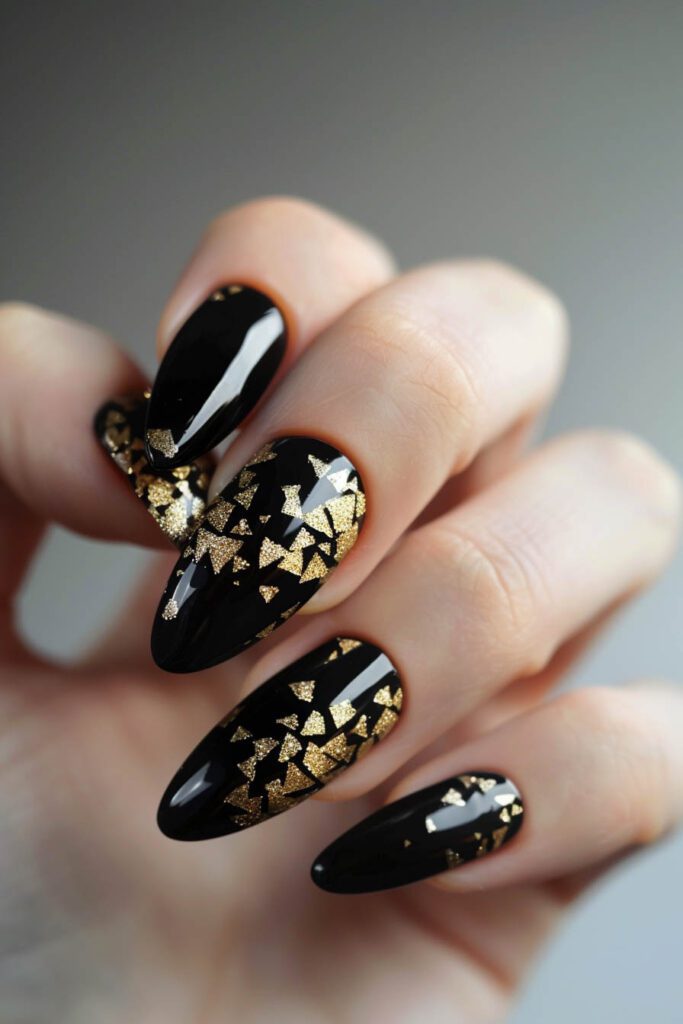Mosaic Nails - gold and black nails