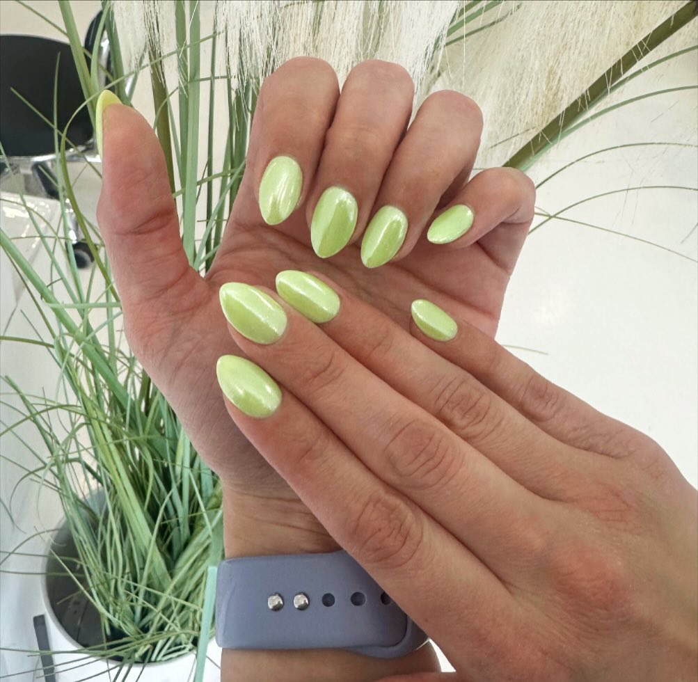 chrome nails