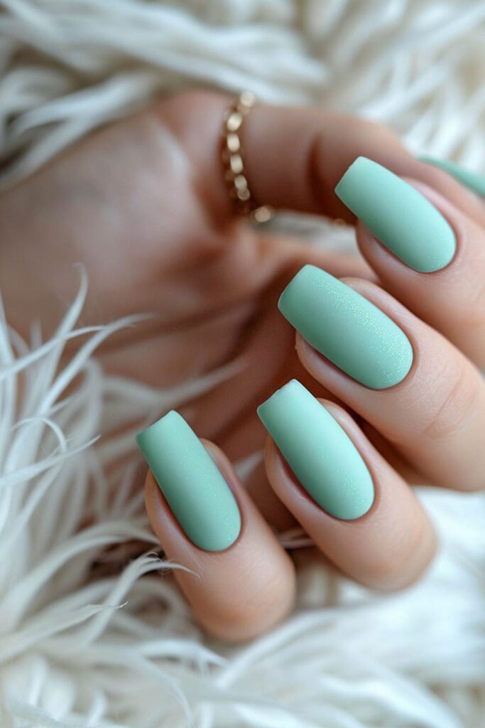 matte nails